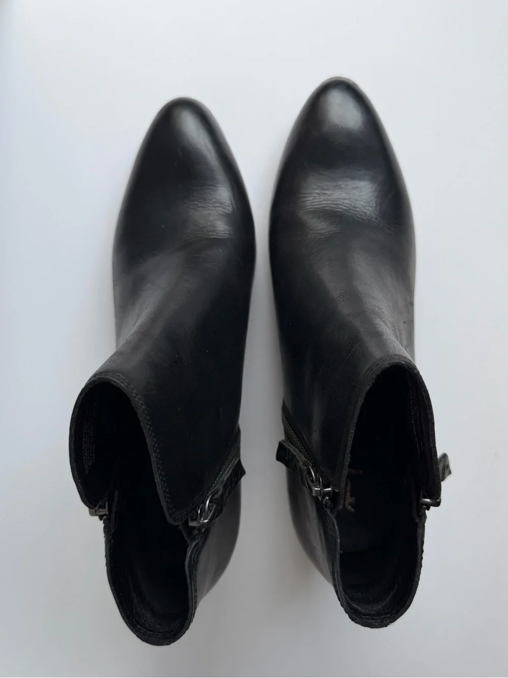 FRYE Judith Leather Ankle Boots Black Booties Block Heel
